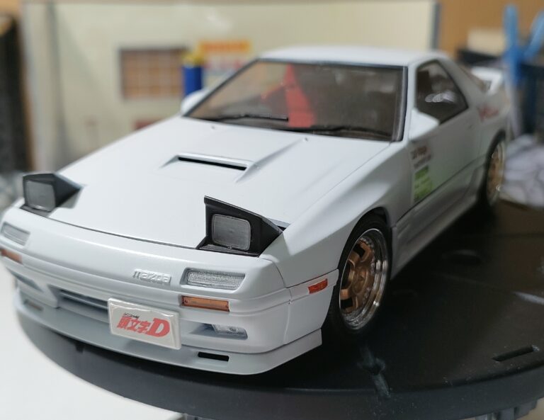 1/24 高橋涼介仕様　FC3S RX-7(ｲﾆｼｬﾙD)